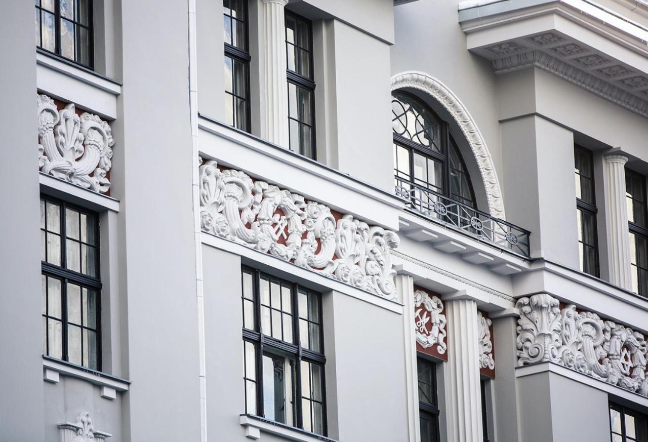 Centrally Located Apartment Overlooking Vermanes Park Riga Exteriör bild